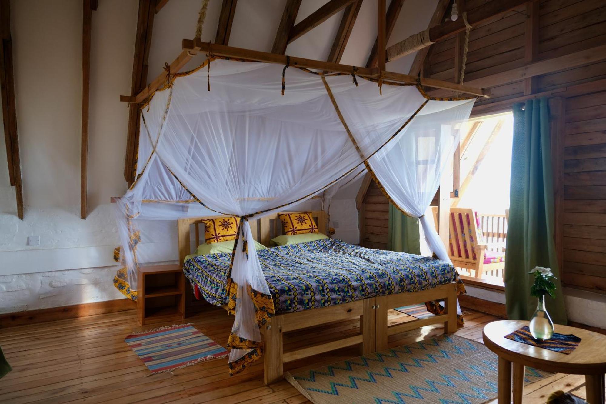Hyena Hill Lodge